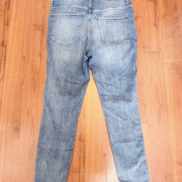 MADEWELL MID RISE MED WASH SKINNEY DISTRESSED RAW HEM JEANS SIZE 30 - Picture 6 of 9